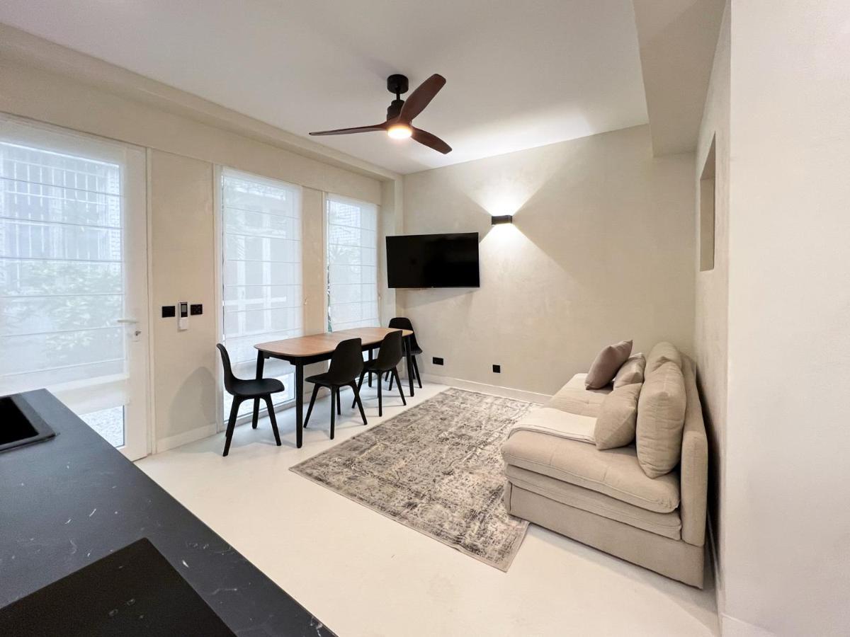 Superb Apartment Palais Royal Louvre Museum Free Netflix Paris Exterior foto